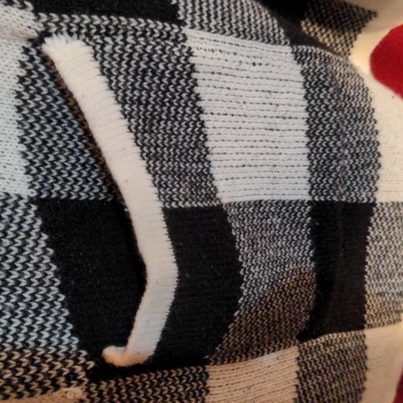 Black and White Check Cardigan/Cape - Picture 6 of 7